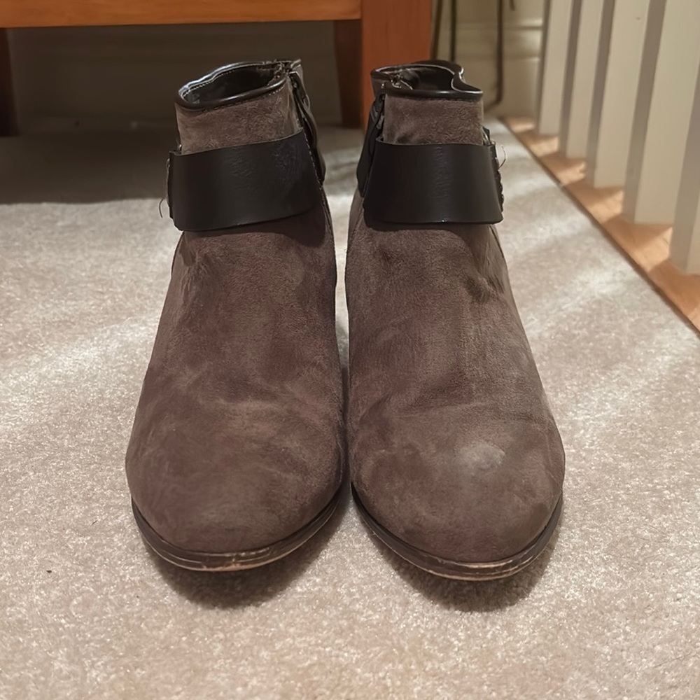 Women’s ankle boots